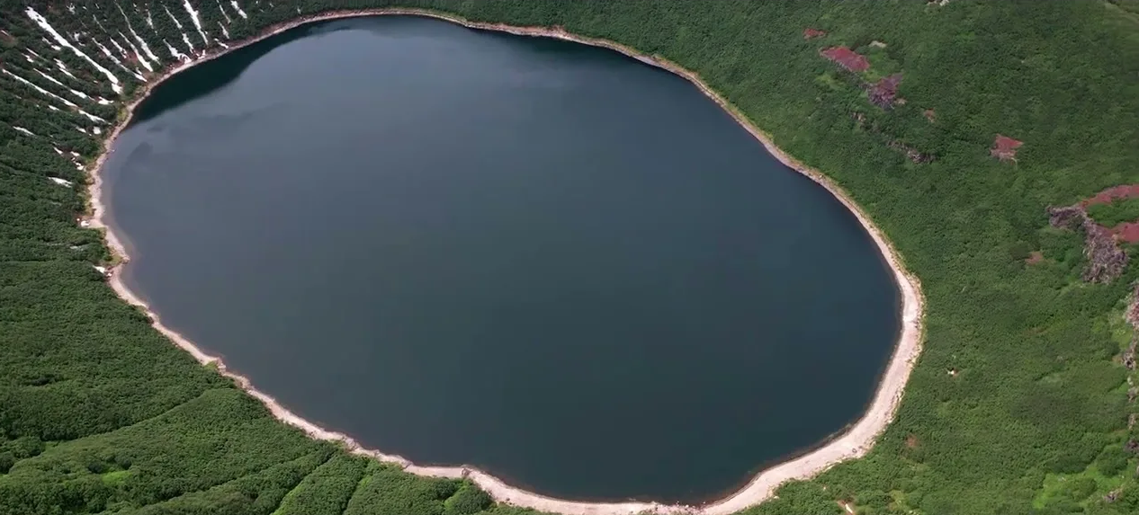 道瑪切夫火山溫泉游